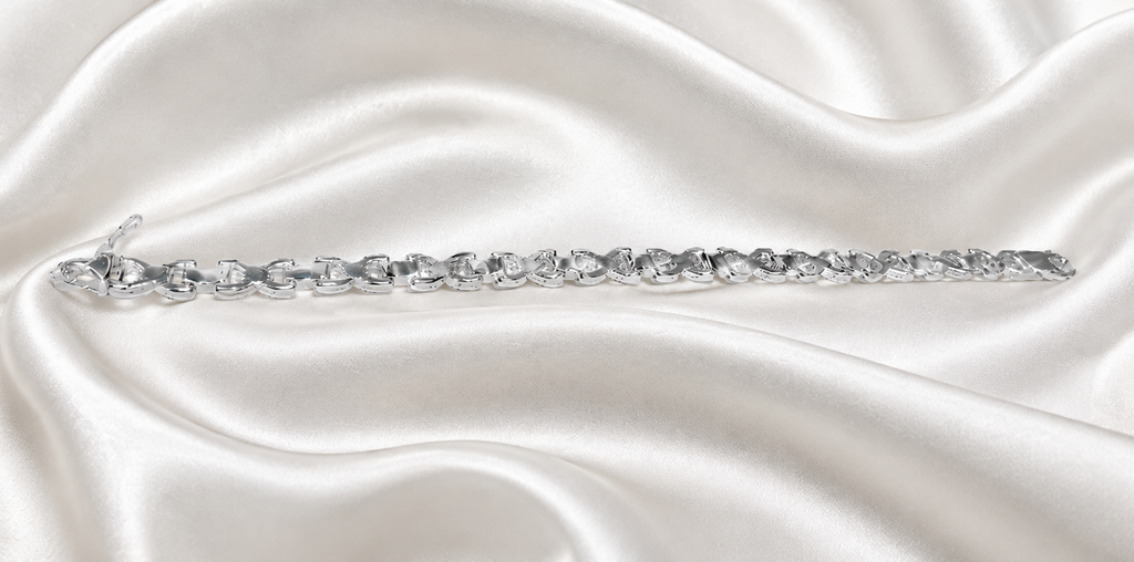 Kritharth Jewels Silver-Tone Cuban Link Bracelet