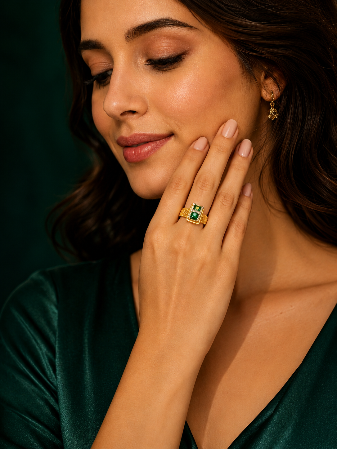 18K Gold Emerald & Diamond Geometric Ring for Women