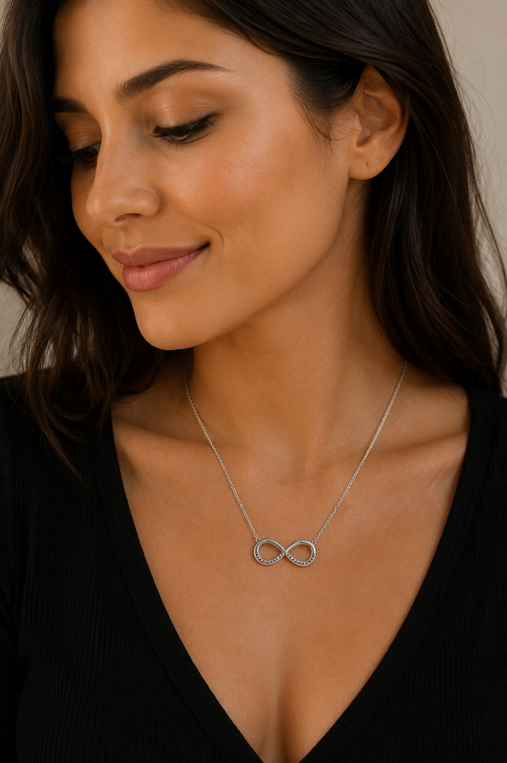 nfinity Symbol Silver Necklace – Elegant Endless Love Pendant