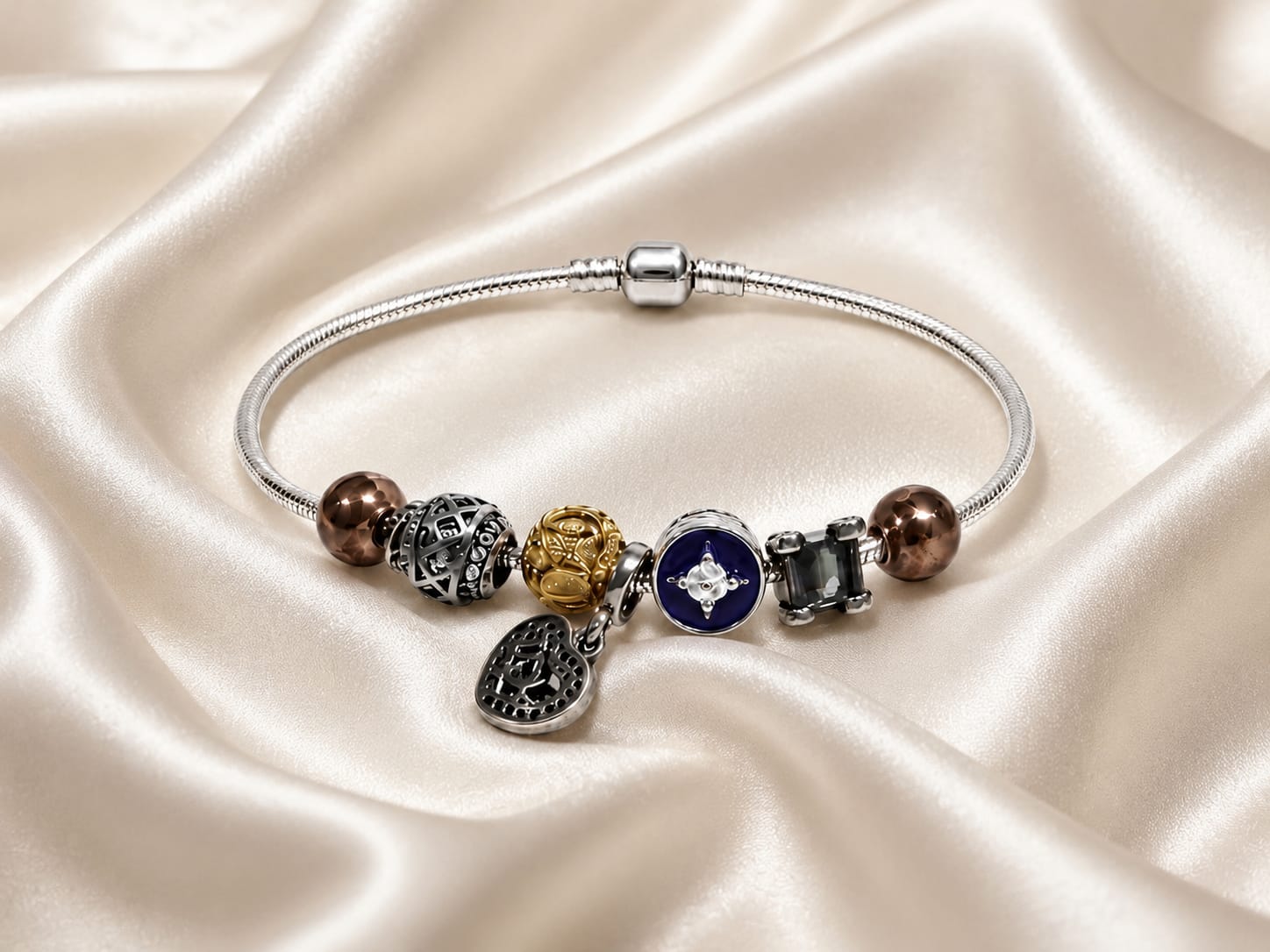 Kritharth Jewels Silver Charm Bracelet for Women
