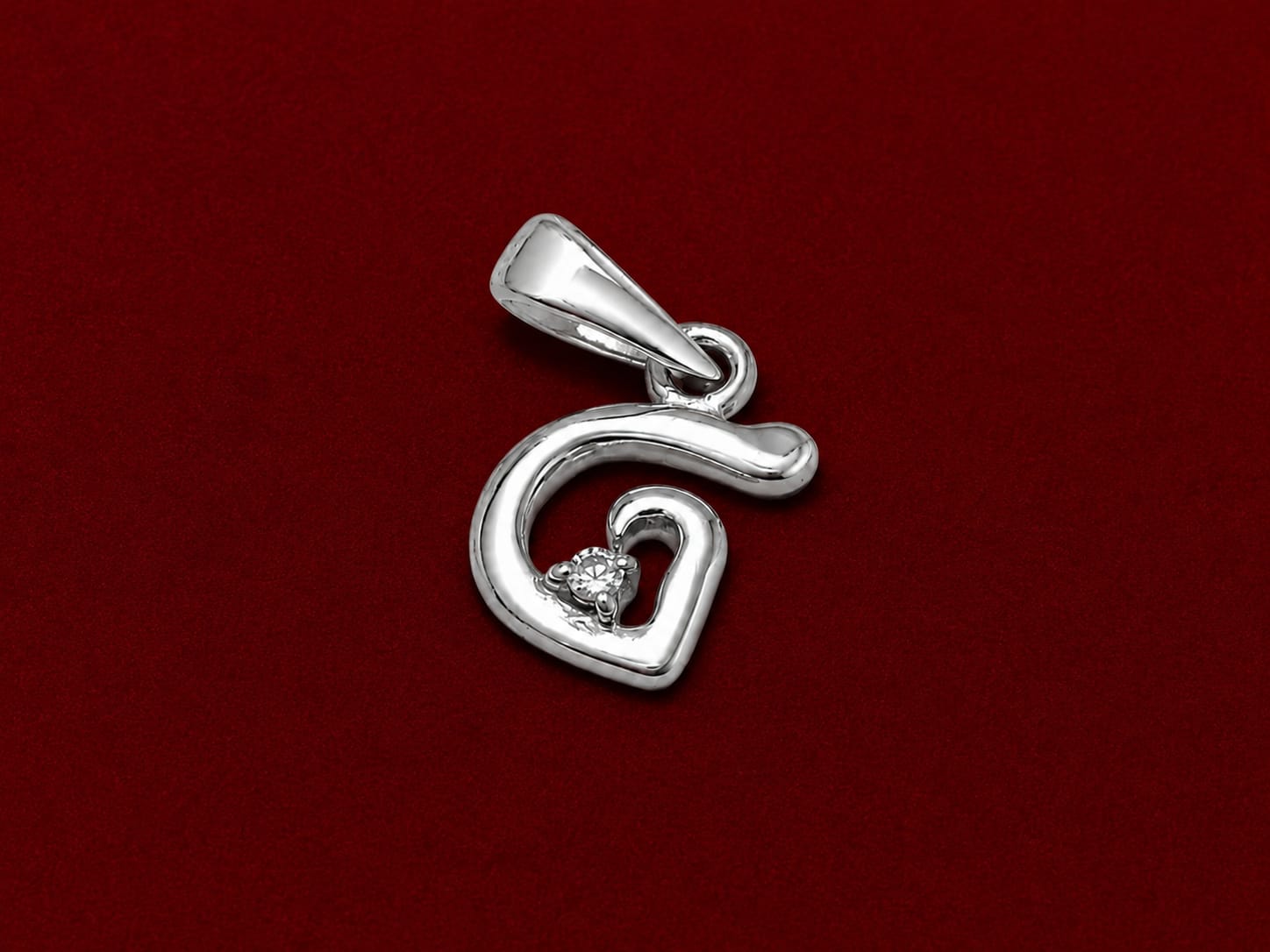 Elegant Silver Heart Sparkle Pendant